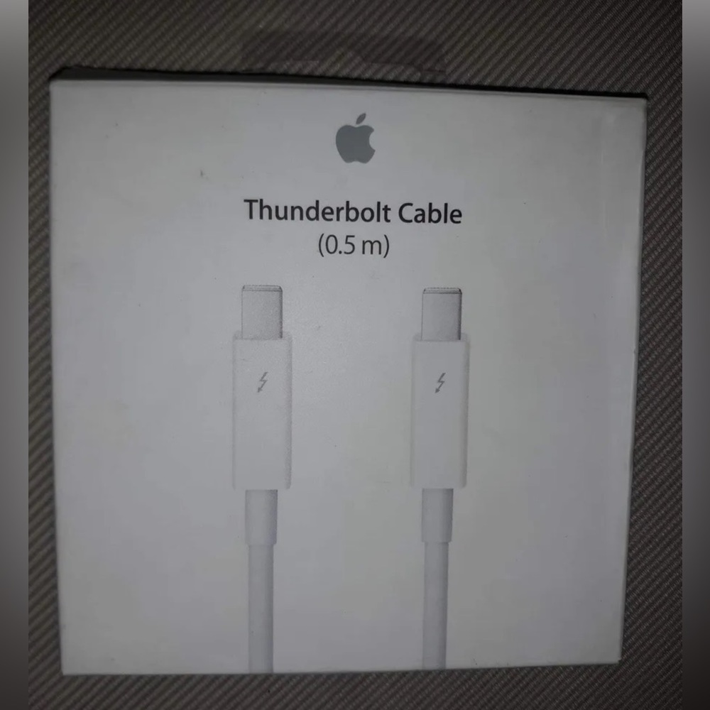 Apple Thunderbolt Cable (.5m)